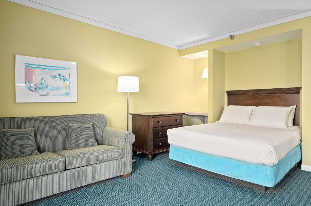 Cayman Suites Hotel